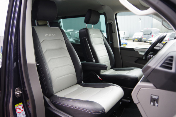 Volkswagen Transporter 2.0 TDI L2 BULLI DC-5P, AUT. LED, LEDER, TREKHAAK, STOELVERWARMING, ADAPT. CRUISE, DIGITAL COCKPIT, CAMERA, AIRCO, PARKEERSENSOR