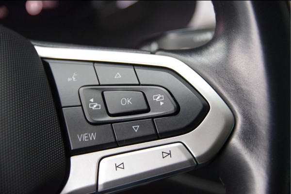 Volkswagen Transporter 2.0 TDI L2 BULLI DC-5P, AUT. LED, LEDER, TREKHAAK, STOELVERWARMING, ADAPT. CRUISE, DIGITAL COCKPIT, CAMERA, AIRCO, PARKEERSENSOR