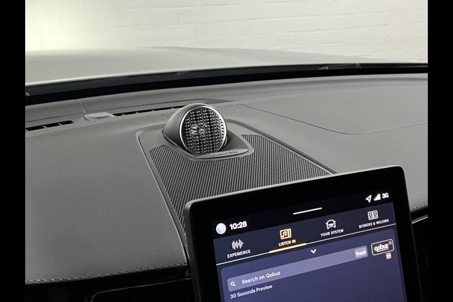 Volvo XC60 2.0 T8 Plug-in hybrid Ultra Black Edition *455Pk* | Luchtvering | Open dak | Massage | Bowers & Wilkins | Trekhaak | Adapt. cruise control