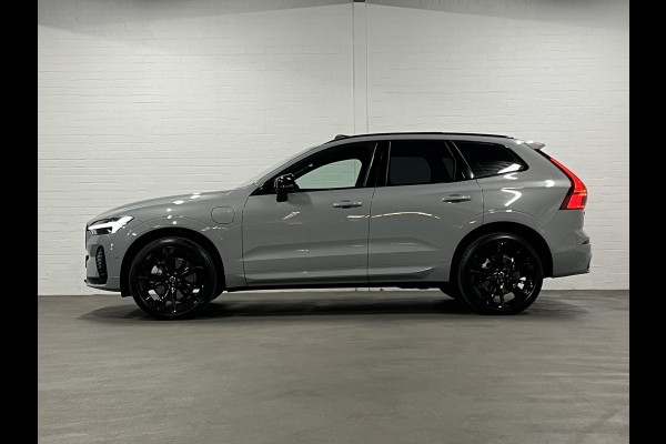 Volvo XC60 2.0 T8 Plug-in hybrid Ultra Black Edition *455Pk* | Luchtvering | Open dak | Massage | Bowers & Wilkins | Trekhaak | Adapt. cruise control