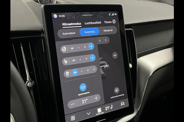 Volvo XC60 2.0 T8 Plug-in hybrid Ultra Black Edition *455Pk* | Luchtvering | Open dak | Massage | Bowers & Wilkins | Trekhaak | Adapt. cruise control