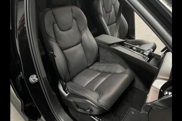 Volvo XC60 2.0 T8 Plug-in hybrid Ultra Black Edition *455Pk* | Luchtvering | Open dak | Massage | Bowers & Wilkins | Trekhaak | Adapt. cruise control