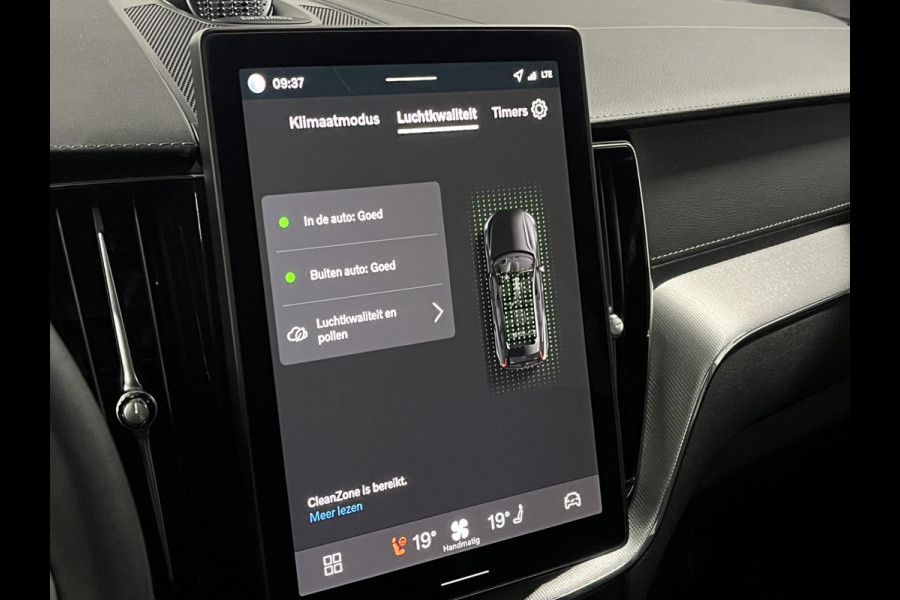 Volvo XC60 2.0 T8 Plug-in hybrid Ultra Black Edition *455Pk* | Luchtvering | Open dak | Massage | Bowers & Wilkins | Trekhaak | Adapt. cruise control