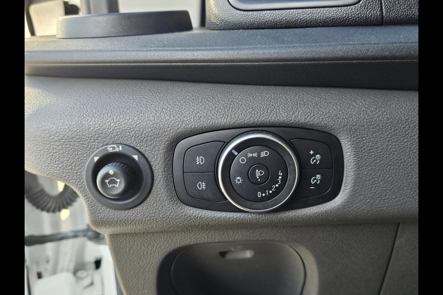 Ford Transit 350 2.0 TDCI L3H2 Trend 130pk Trekhaak 3.000 kg trekgewicht! | Airco | Parkeersensoren | Cruise Control |