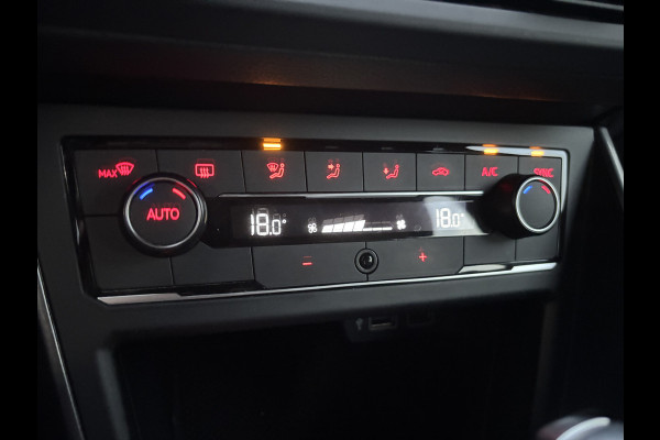 Volkswagen Polo 1.0 TSI Highline Business | Automaat | Half Leder | Zwarte hemel