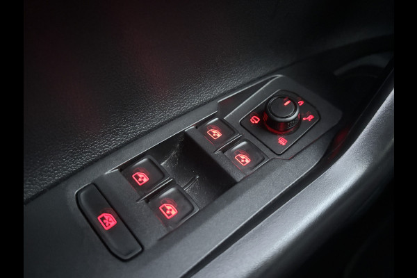 Volkswagen Polo 1.0 TSI Highline Business | Automaat | Half Leder | Zwarte hemel