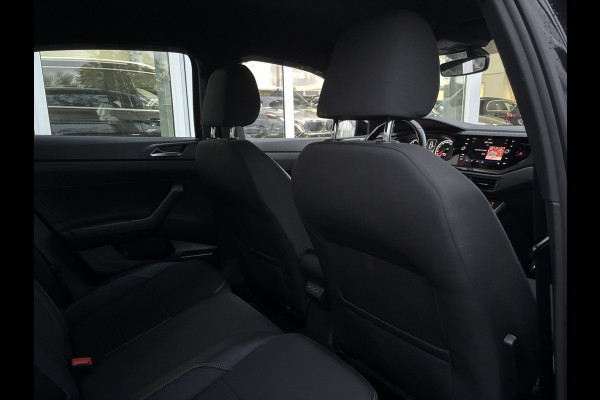 Volkswagen Polo 1.0 TSI Highline Business | Automaat | Half Leder | Zwarte hemel