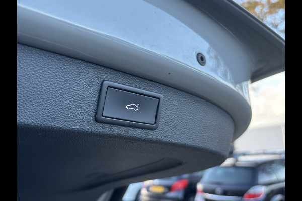 Škoda Kodiaq 1.5 TSI Sportline Business 7p. | Elektrische Trekhaak | Pano | Automaat | Stoel Verwarming