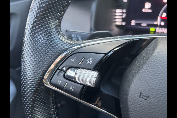 Škoda Kodiaq 1.5 TSI Sportline Business 7p. | Elektrische Trekhaak | Pano | Automaat | Stoel Verwarming