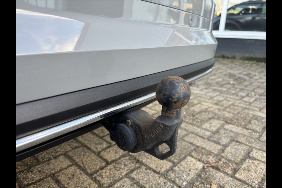 Škoda Kodiaq 1.5 TSI Sportline Business 7p. | Elektrische Trekhaak | Pano | Automaat | Stoel Verwarming