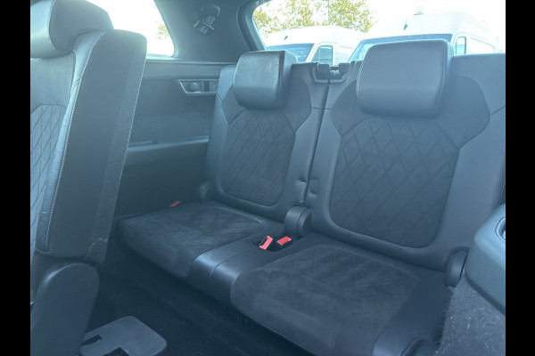 Škoda Kodiaq 1.5 TSI Sportline Business 7p. | Elektrische Trekhaak | Pano | Automaat | Stoel Verwarming