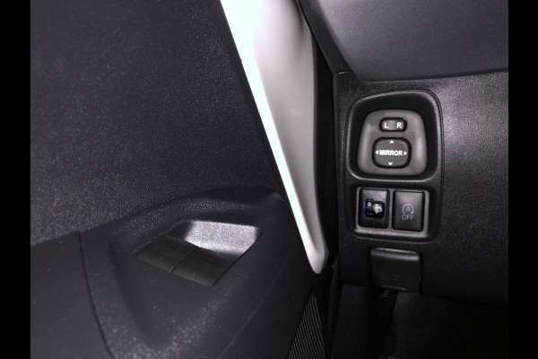 Toyota Aygo 1.0 VVT-i x-play navigatie | airco achteruitrijcamera