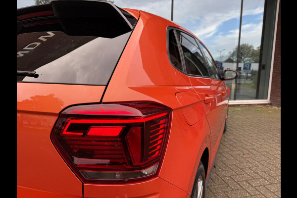 Volkswagen Polo 1.5 TSI Highline Business R - Automaat - Navi - Winterpakket - Trekhaak - Org.NL