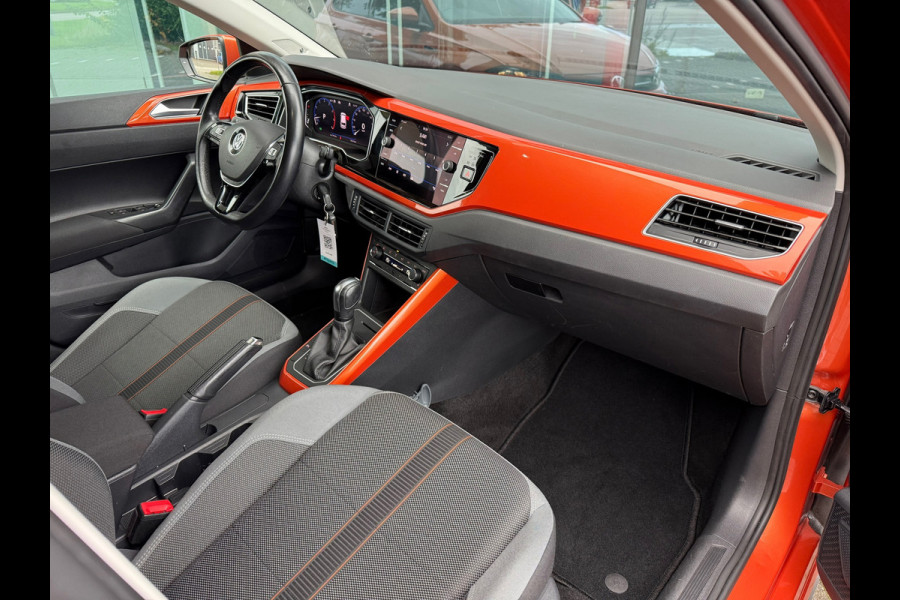 Volkswagen Polo 1.5 TSI Highline Business R - Automaat - Navi - Winterpakket - Trekhaak - Org.NL