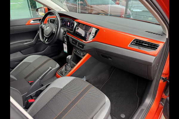 Volkswagen Polo 1.5 TSI Highline Business R - Automaat - Navi - Winterpakket - Trekhaak - Org.NL