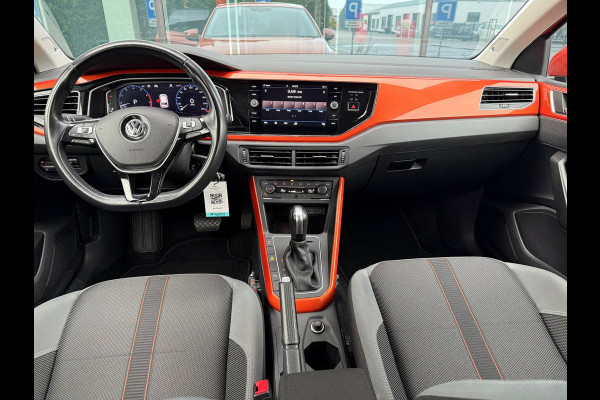 Volkswagen Polo 1.5 TSI Highline Business R - Automaat - Navi - Winterpakket - Trekhaak - Org.NL