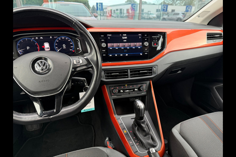 Volkswagen Polo 1.5 TSI Highline Business R - Automaat - Navi - Winterpakket - Trekhaak - Org.NL