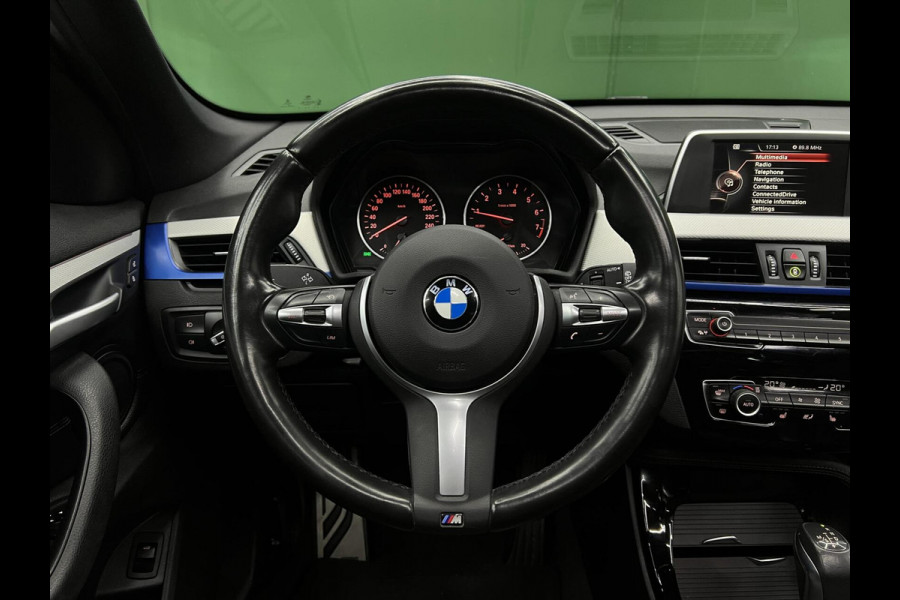 BMW X1 sDrive18i High Executive M-Pakket | Keyless | Pano