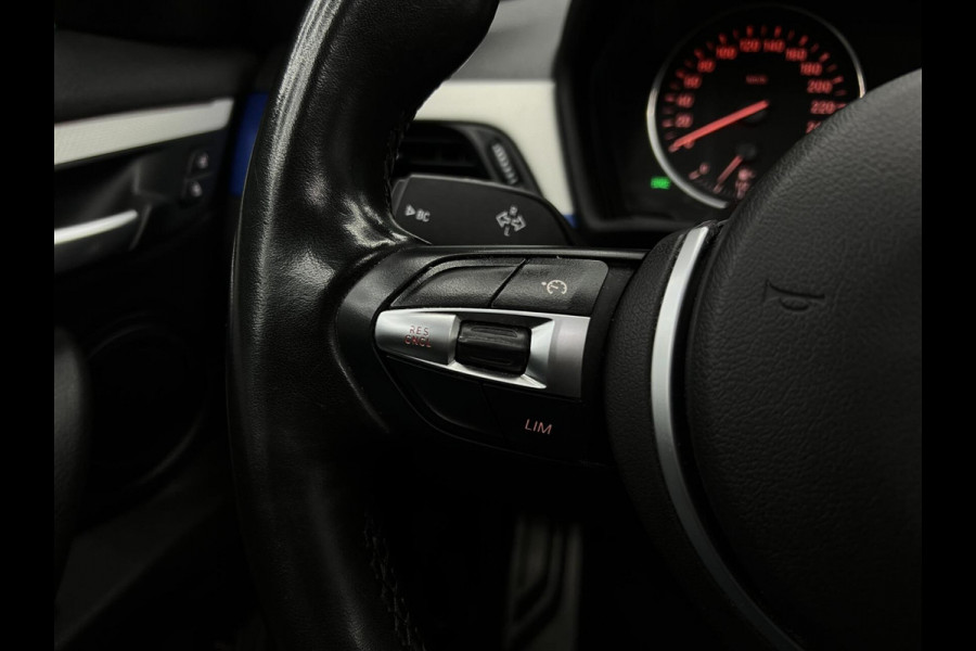 BMW X1 sDrive18i High Executive M-Pakket | Keyless | Pano