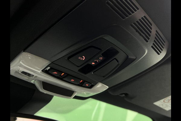 BMW X1 sDrive18i High Executive M-Pakket | Keyless | Pano