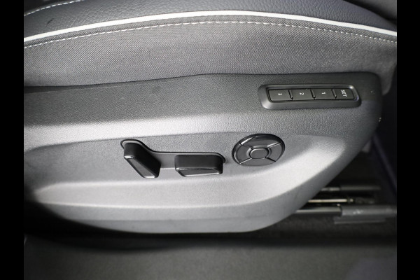 Škoda Kodiaq 1.5 TSI PHEV Sportline Business 204pk | DCC | Panoramadak | Canton | Trekhaak | Elek. stoelen | 20 inch | 360° camera