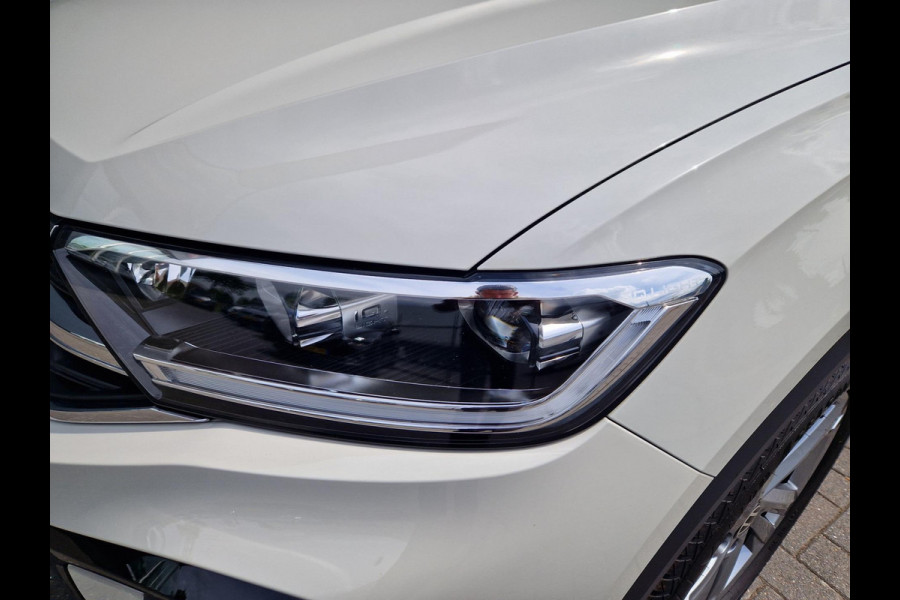 Volkswagen T-Roc 1.5 TSI DSG 150PK R-Line /ACC/ IQ light /1e eigenaar