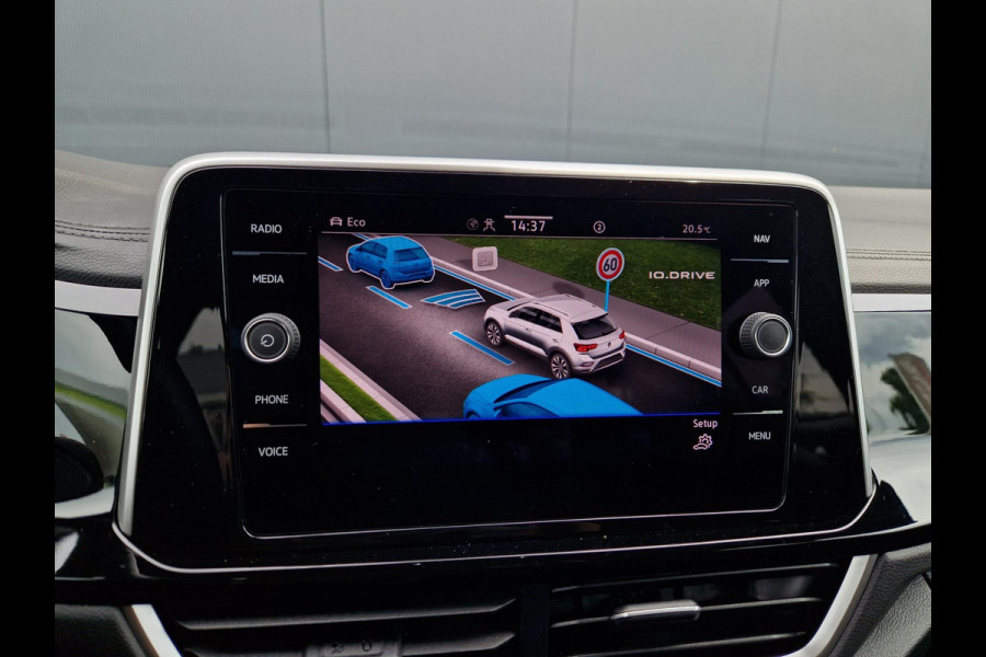 Volkswagen T-Roc 1.5 TSI DSG 150PK R-Line /ACC/ IQ light /1e eigenaar