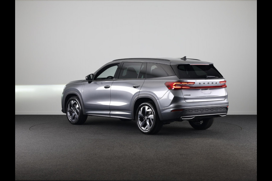 Škoda Kodiaq Sportline Business m-HEV 1.5 TSI 150 pk 7 versn. DSG | 7-persoons | Trekhaak wegklapbaar | Panoramadak | Winter pakket