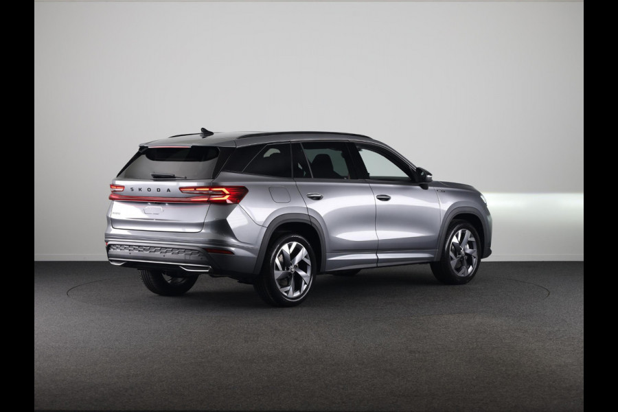 Škoda Kodiaq Sportline Business m-HEV 1.5 TSI 150 pk 7 versn. DSG | 7-persoons | Trekhaak wegklapbaar | Panoramadak | Winter pakket