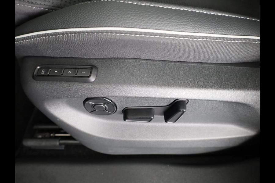 Škoda Kodiaq Sportline Business m-HEV 1.5 TSI 150 pk 7 versn. DSG | 7-persoons | Trekhaak wegklapbaar | Panoramadak | Winter pakket