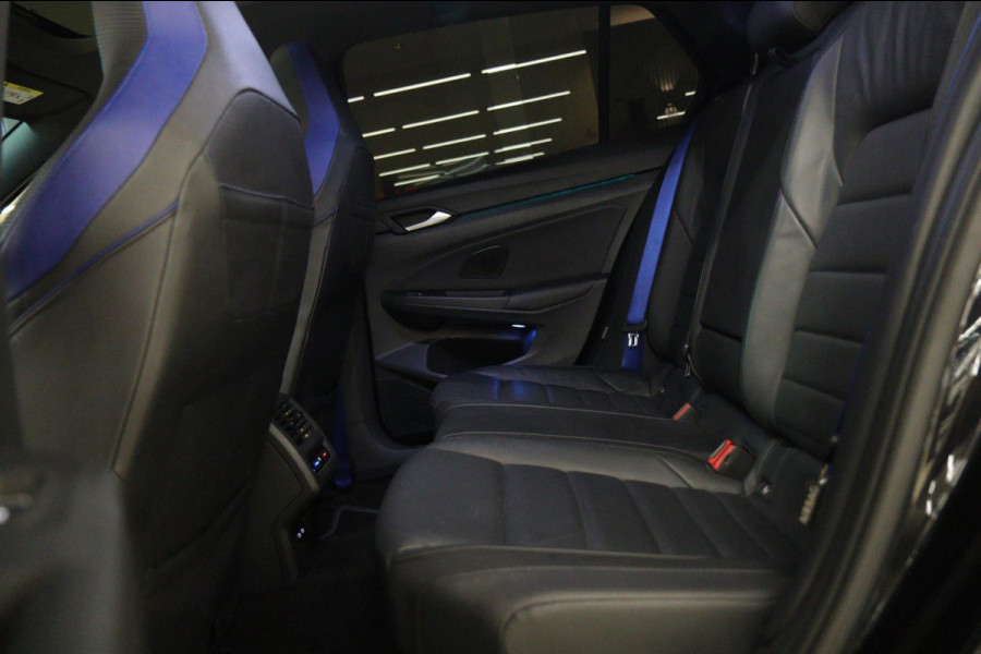 Volkswagen Golf 2.0 TSI R 4Motion PERFORMANCE AKRAP/PANO/HEADUP/IQ/H-K/BOMVOL