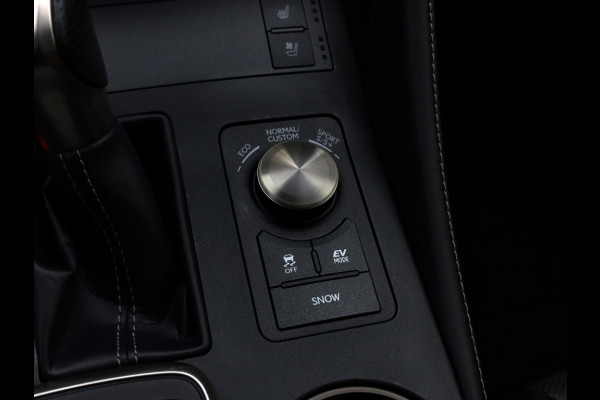 Lexus RC 300h F Sport Premium | Mark Levinson | Carplay | Schuifdak