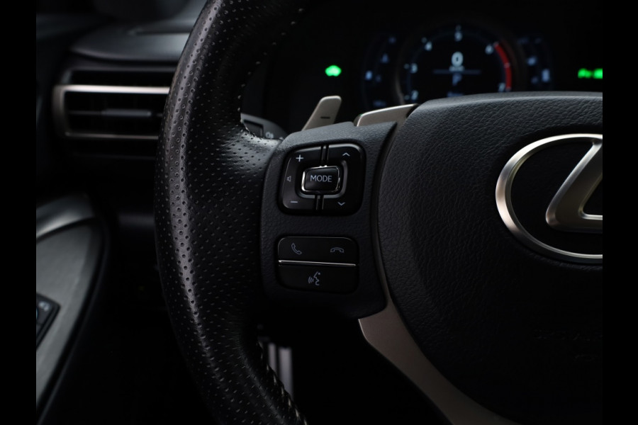 Lexus RC 300h F Sport Premium | Mark Levinson | Carplay | Schuifdak