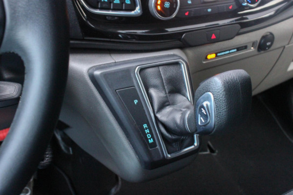 Ford Transit Custom 2.0 TDCI L2H1 Sport 185PK AUTOMAAT / FULL OPTIONS / 1X SCHUIFDEUR / NAVIGATIE / APPLE CARPLAY / PDC / CAMERA
