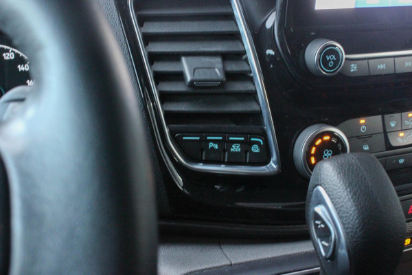 Ford Transit Custom 2.0 TDCI L2H1 Sport 185PK AUTOMAAT / FULL OPTIONS / 1X SCHUIFDEUR / NAVIGATIE / APPLE CARPLAY / PDC / CAMERA