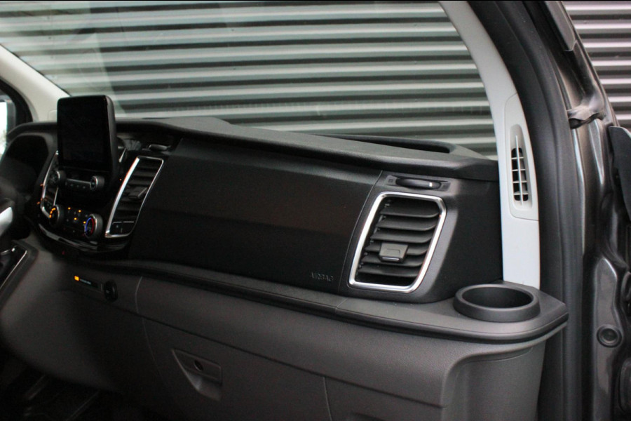 Ford Transit Custom 2.0 TDCI L2H1 Sport 185PK AUTOMAAT / FULL OPTIONS / 1X SCHUIFDEUR / NAVIGATIE / APPLE CARPLAY / PDC / CAMERA