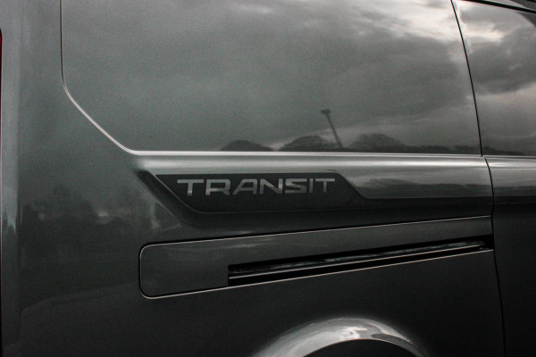 Ford Transit Custom 2.0 TDCI L2H1 Sport 185PK AUTOMAAT / FULL OPTIONS / 1X SCHUIFDEUR / NAVIGATIE / APPLE CARPLAY / PDC / CAMERA