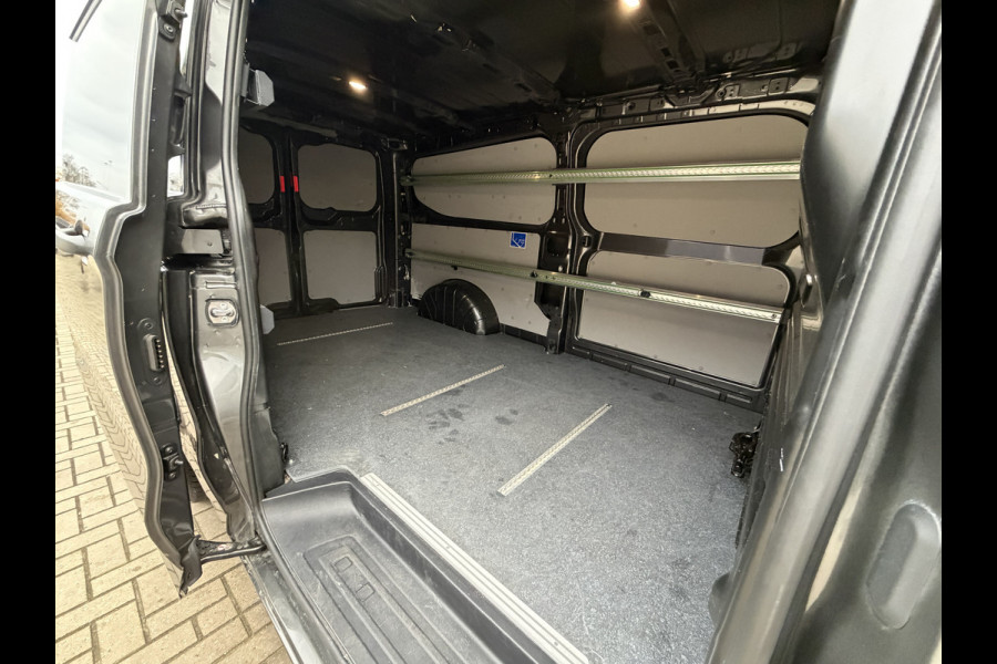 Ford Transit Custom 320 2.0 TDCI 136PK EURO 6 L2H1 Limited CarPlay/cruise control/stoelverwarming