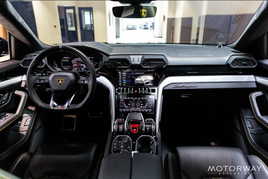 Lamborghini Urus 4.0 V8 |PANO|B&O|CERAMIC|FABRIEKSGARANTIE|FULL PPF|HUD|MASSAGE