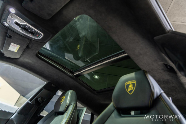 Lamborghini Urus 4.0 V8 |PANO|B&O|CERAMIC|FABRIEKSGARANTIE|FULL PPF|HUD|MASSAGE