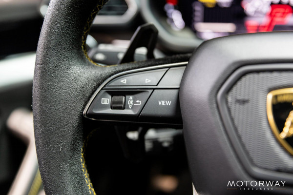 Lamborghini Urus 4.0 V8 |PANO|B&O|CERAMIC|FABRIEKSGARANTIE|FULL PPF|HUD|MASSAGE
