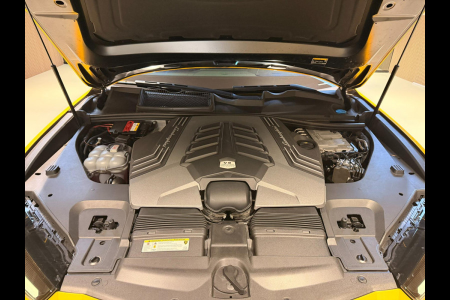 Lamborghini Urus 4.0 V8 |PANO|B&O|CERAMIC|FABRIEKSGARANTIE|FULL PPF|HUD|MASSAGE