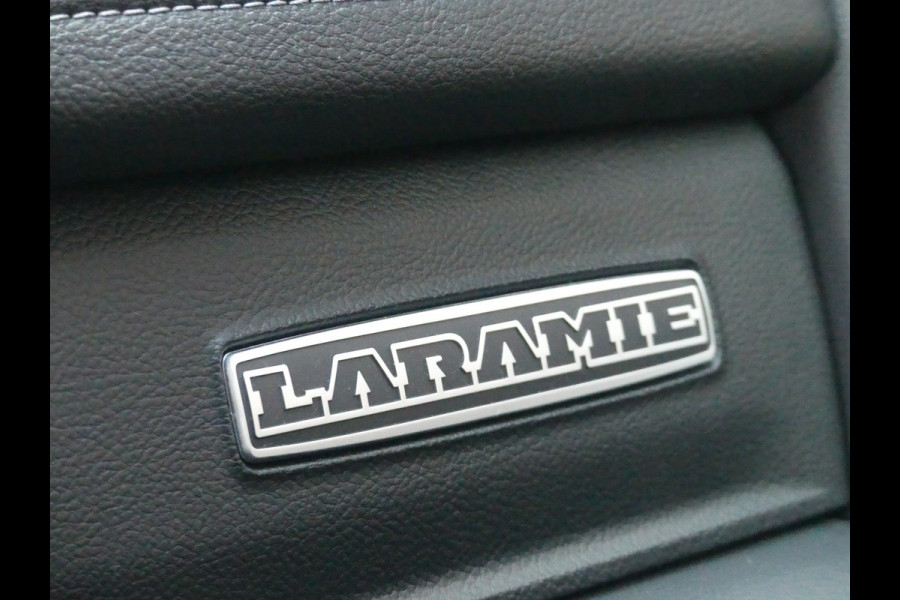 Dodge Ram 1500 5.7 V8 4x4 Crew Cab Laramie Luchtvering/LED/Keyless