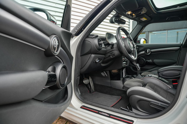 MINI Mini 2.0 Cooper S Rockingham GT Edition JCW Panorama dak Sportuitlaat Kuipstoelen Keyless Led Carbon