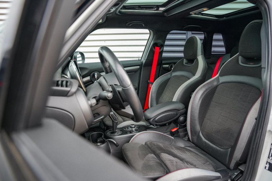 MINI Mini 2.0 Cooper S Rockingham GT Edition JCW Panorama dak Sportuitlaat Kuipstoelen Keyless Led Carbon