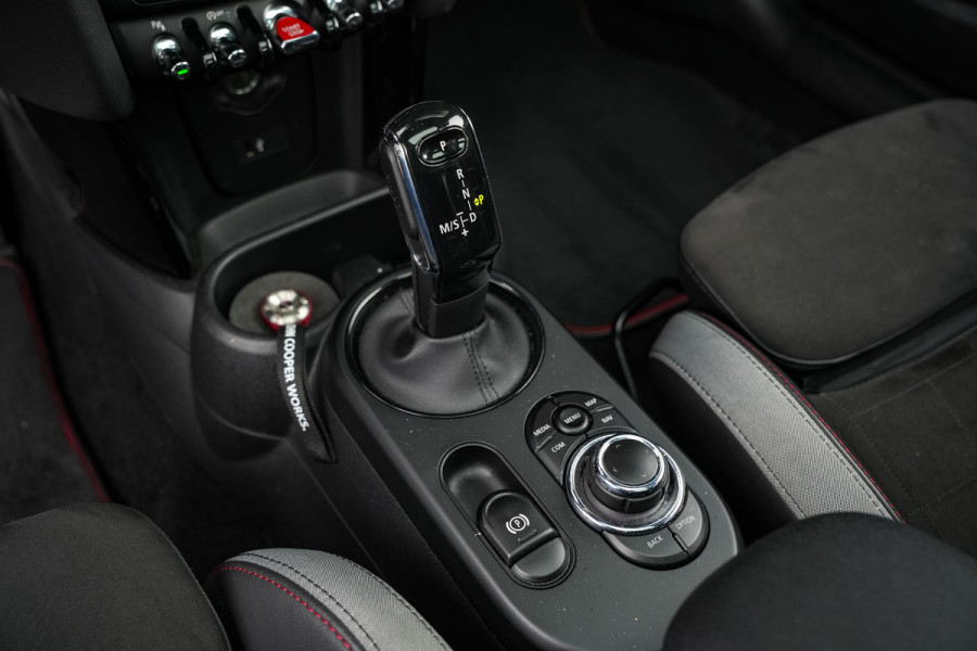 MINI Mini 2.0 Cooper S Rockingham GT Edition JCW Panorama dak Sportuitlaat Kuipstoelen Keyless Led Carbon