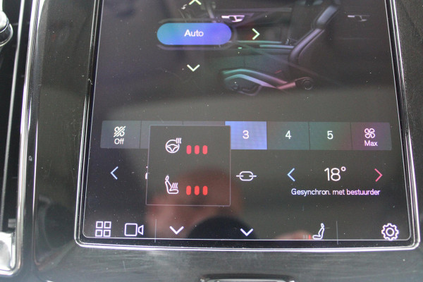 Volvo V60 Cross Country 2.0 B5 250PK CROSSCOUNTRY AWD Ultimate AWD (VIERWIELAANDRIJVING) | PANORAMISCH SCHUIF/KANTELDAK | PARKEERVERWARMING MET TIMER (STANDKACHEL) | MORITZ LEDEREN BEKLEDING MET COMFORTSTOELEN EN DUAL TONE LEDEREN STUURWIEL | ELEKTRISCH VERSTELBARE VOORSTOELEN MET GEHEUGEN OP BEIDE STOELEN | STOEL, STUUR EN ACHTERBANKVERWARMING | PREMIUM AUDIO BY HARMAN KARDON | ADAPTIEVE FULL LED KOPLAMPEN | LED MISTLAMPEN |VERLICHTINGS PACK 2 | INTELSAFE SURROUND | PARK ASSIST "VISIUAL PARK ASSIST" INCL. 360° VIEW | ROESTVRIJSTALEN SIDE SCUFF PLATES MET ''CROSS COUNTRY" INSCIP