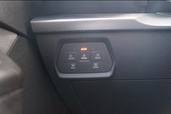 Seat Leon Sportstourer 1.5 TSI 130pk Style Launch Edition -NAVI-ECC-