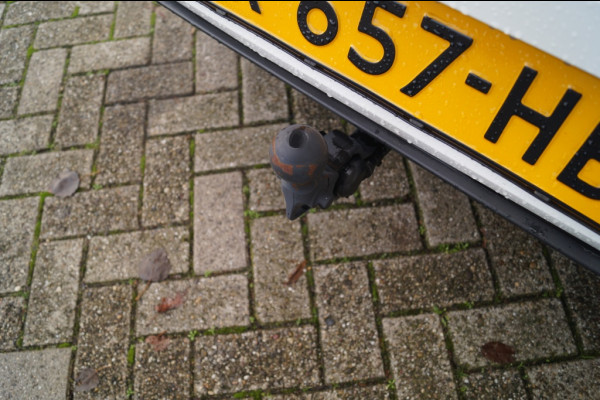 Seat Leon Sportstourer 1.5 TSI 130pk Style Launch Edition -NAVI-ECC-