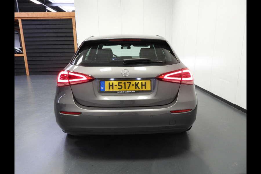 Mercedes-Benz A-Klasse A160 Business Solution NAVI/SCHUIFDAK/LED/16"LMV!